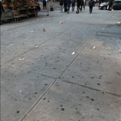 Trash near Malcom X Boulevard & West 125th Street, Malcolm X Boulevard, Harlem, Manhattan, Manhattan Community Board 10, New York County, New York City, New York, 10037, USA